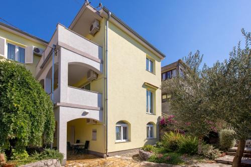 Apartment Kraljevica 17589b in Kraljevica