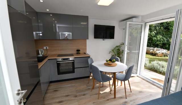 Apartment Ksenija 2 rooms, 55m2 brand-new, Floor heating, Air conditioning