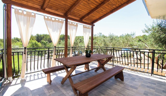 Apartment Magdalena (88301-A1) - Zaton (Sibenik)