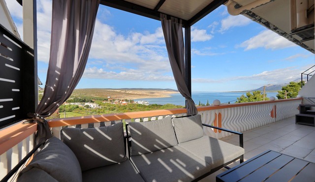 Apartment Marina No.2 with Sea View