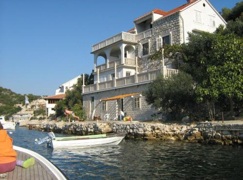 Apartment Milan in Lastovo
