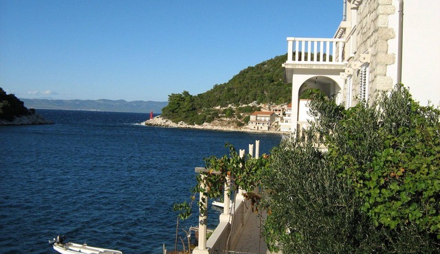 Apartment Mile - 10m from the sea SA2(2) Studio - Zaklopatica, Island Lastovo, Croatia in Zaklopatica