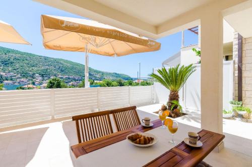 Apartment Moon River in Mokošica
