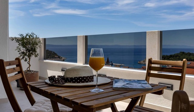 Apartment Prgo - with view and parking: A3(4) - Makarska, Riviera Makarska, Croatia