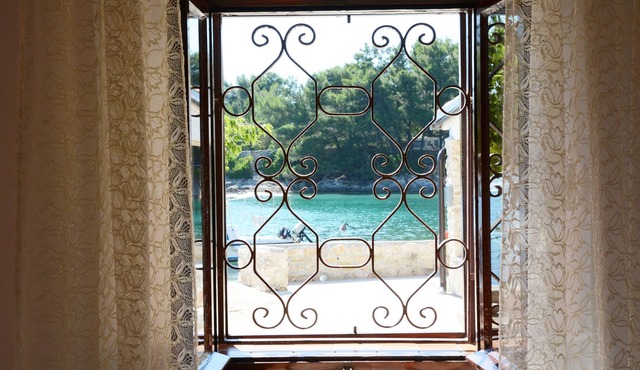 Apartment Punta Blue only 5m from the sea, island Cres in Punta Križa