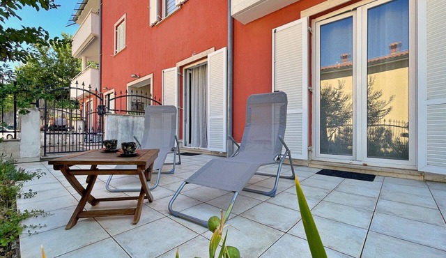 Apartment Sally - 100 m from sea, private terrace, garden, BBQ