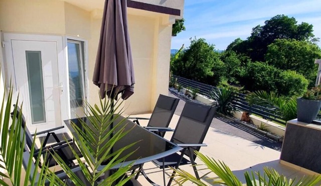 Apartment Superior with 2 Jaccuzzi (94394-A1) - Matulji