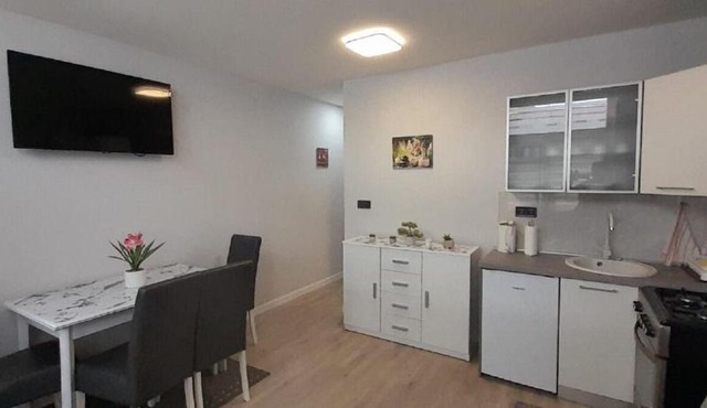 Apartment T & P