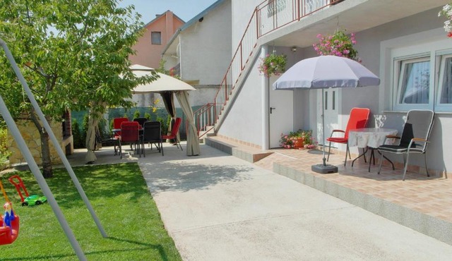 Apartment Tina Gračac