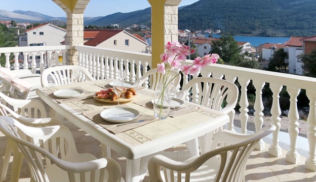 Apartment Toni by Interhome
