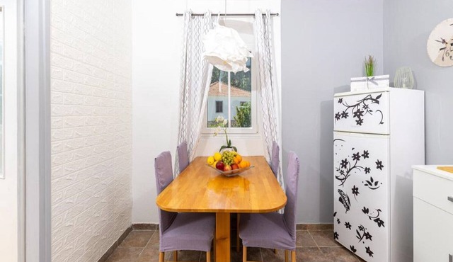 Apartment Vela Stiniva with terrace in Zastrazisce