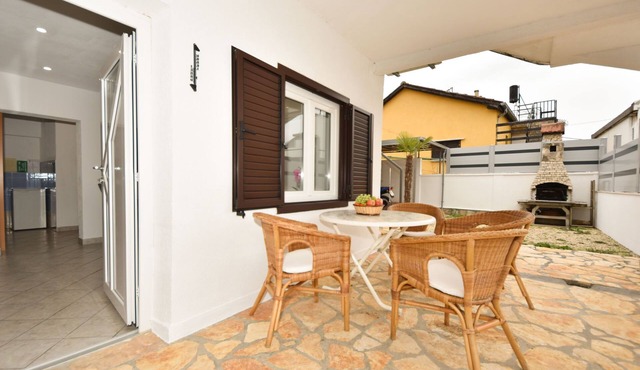 Apartment Vili by Interhome