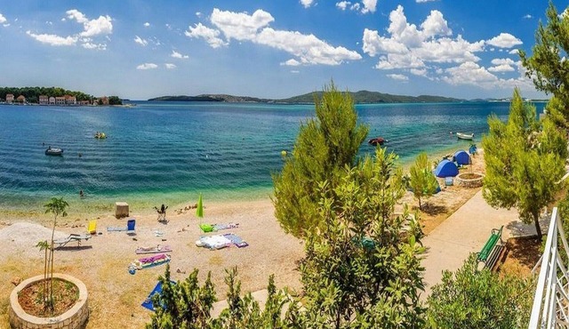 Apartment Zorica - Two Bedroom Apartment with Sea View