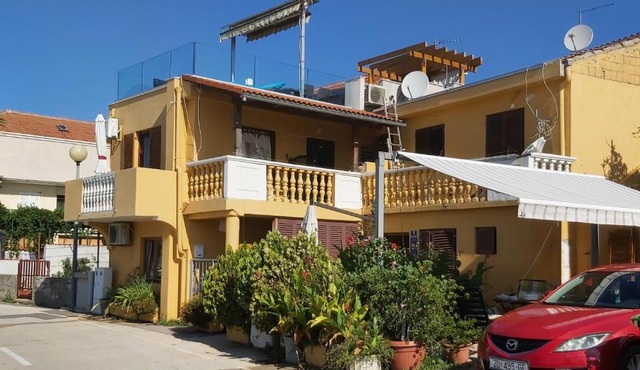 Apartments by the sea Posedarje, Novigrad - 15786