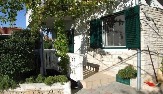 Apartments Dalibor, (13450), Murter, Croatia