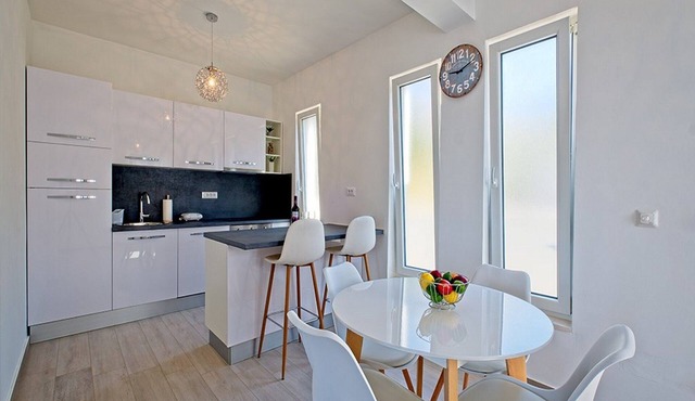 Apartments Grljević - One Bedroom Apartment with Balcony and Sea View (A4)