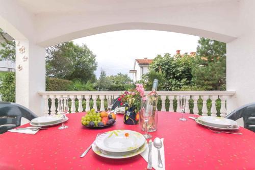 Apartments in Njivice - Insel Krk 13317 in Njivice