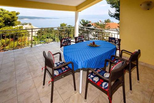 Apartments in Vrbnik/Insel Krk 13601 in Vrbnik