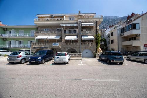 Apartments Ivo in Makarska