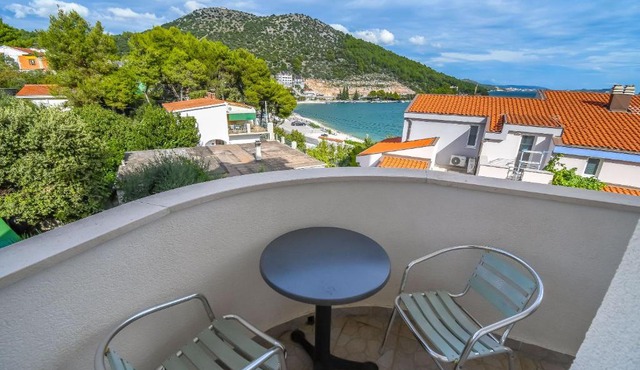 Apartments Jakov
