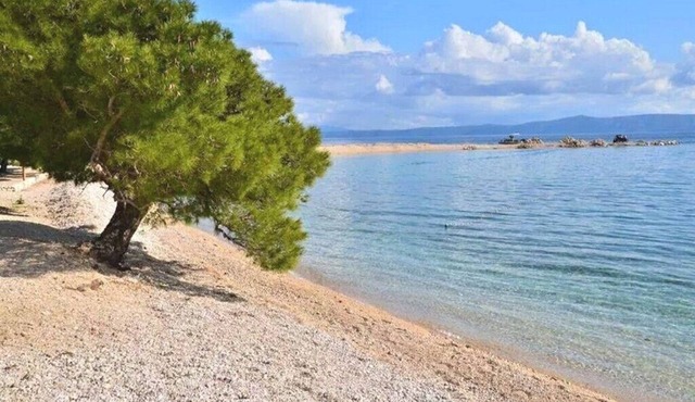 Apartments Jela, (15071), Makarska, hr