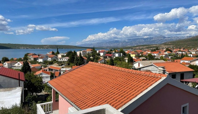 Apartments Jenny (11205-A1) - Karin Gornji