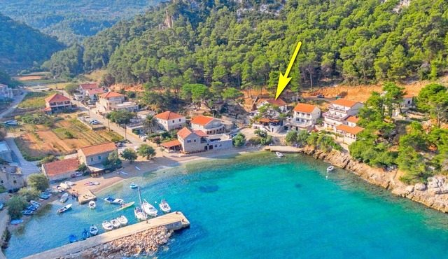 Apartments Lendis, (14432), Uvala Vela Stiniva, hr in Uvala Vela Stiniva