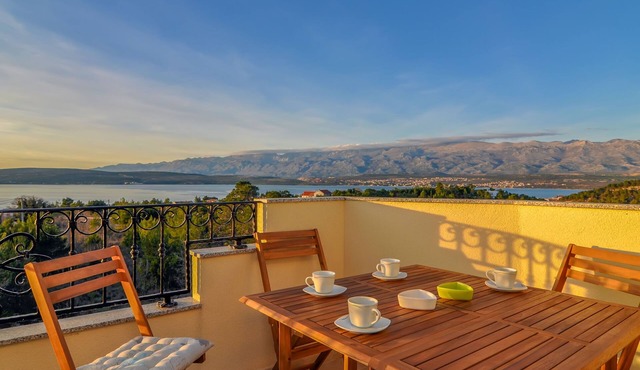 Apartments Lucija (77282-A2) - Novigrad