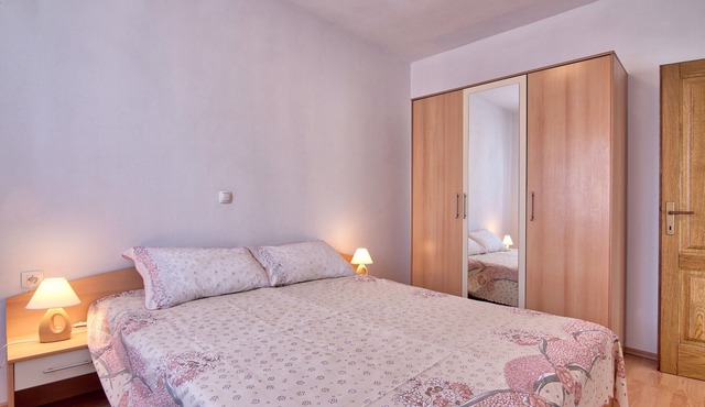 Apartments Maja 450 m from the beach - Apt 3