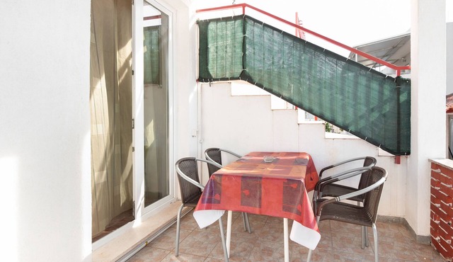 Apartments Mala Dalmacija (29691-A3) - Poljica