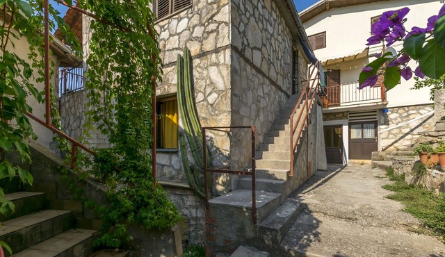 Apartments Marica in Solta