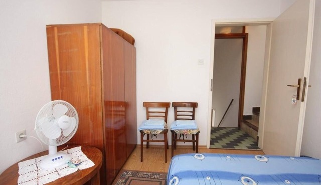 Apartments Mat (10207-A1) - Vis - island Vis in Vis - island Vis