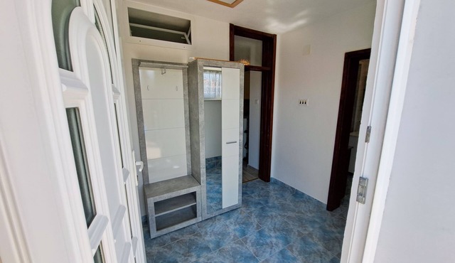 Apartments Mile (94611-A1) - Split