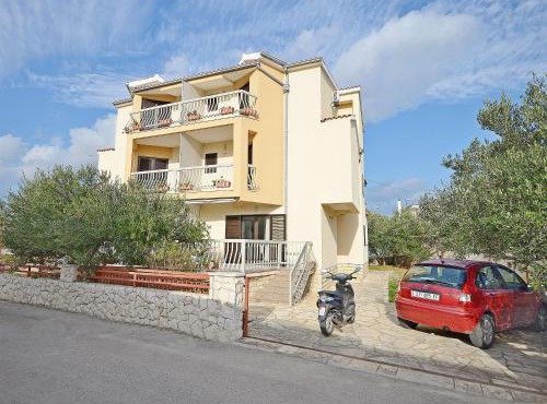 Apartments Mira