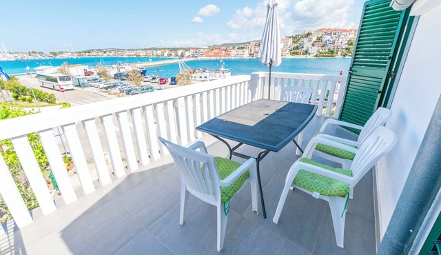 Apartments Olivera (40251-A3) - Rogoznica in Rogoznica
