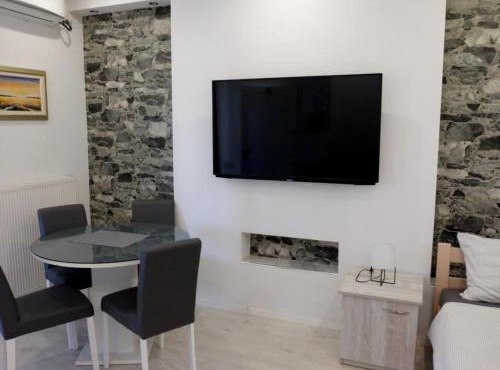 Apartments Ro Ma A1