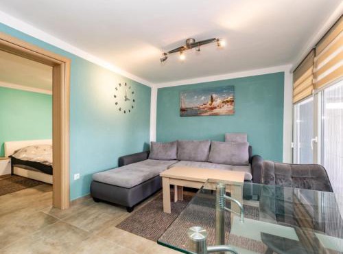Apartments Robi & Kristina - One Bedroom Apartment with Terrace A3