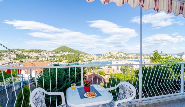 Apartments & Room Lino - Superior One Bedroom Apartment with Balcony and Sea View in Dubrovnik