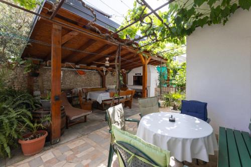 Apartments Sikirica