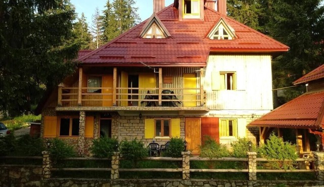 Apartments Smreka /Apartment with Balcony 1 A in Travnik