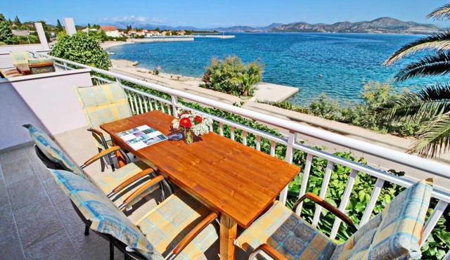 Apartments Stipo - Comfort Two Bedroom Apartment with Balcony and Sea View (A2)