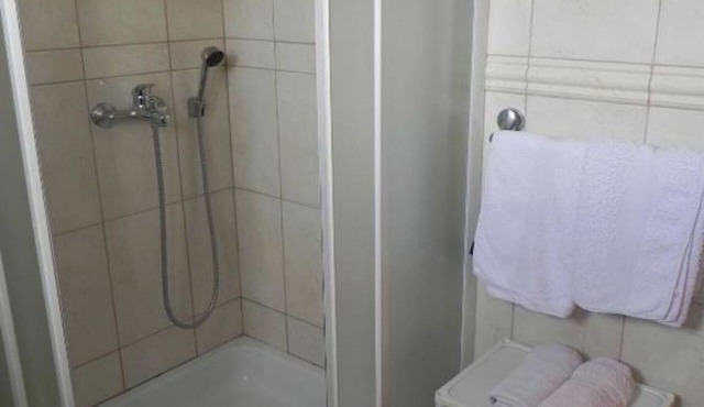 Apartments Trogrlić - One-Bedroom Apartment with Balcony in Hvar