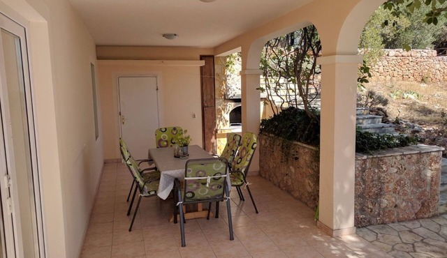 Apartments Var (10512-A1) - Sveta Nedjelja
