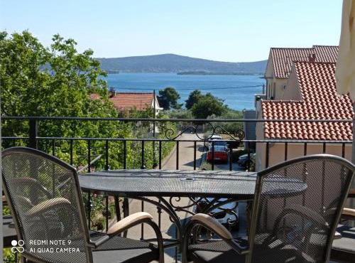 Apartments Vodopija 300m to the beach