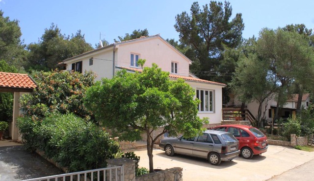 Apartments with parking space Artatore, Losinj - 8007
