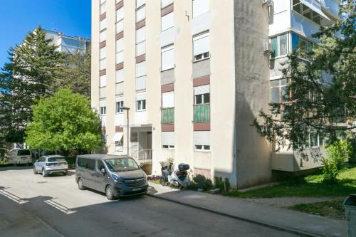 Apartments with WiFi Split - 25435 in Split