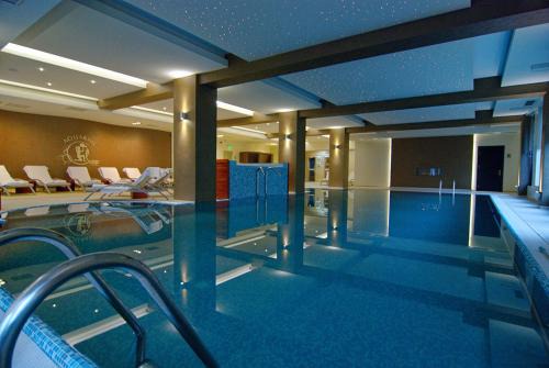 AQUARIUS BOUTIQUE HOTEL in Campulung Moldovenesc