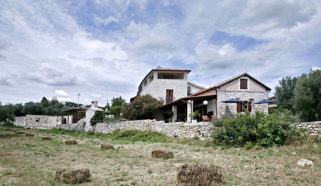 Authentic Seaside Stone House in a Peaceful Environment at the Istrian Coast in Krnica