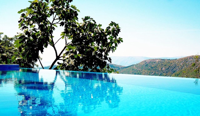 Authentic stone built villetta with a magnificent view