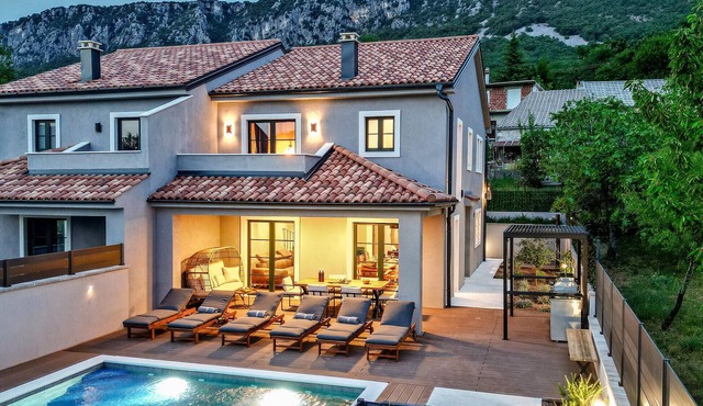 Awesome home in Bribir